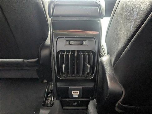 Used 2023 Jeep Compass Limited image 17