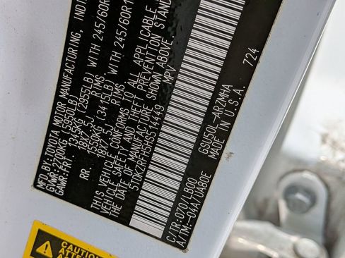 Used 2017 Toyota Highlander XLE image 30