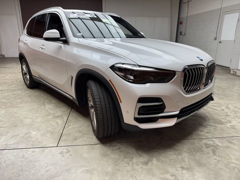 Used 2022 BMW X5 xDrive40i w/ Premium Package AWD/4WD image 6