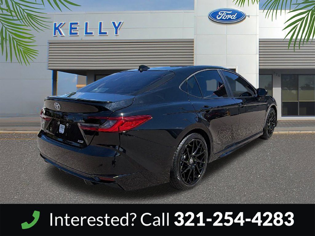 Used 2026 Toyota Camry XSE FWD image 5