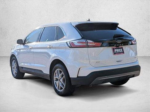 Used 2023 Ford Edge SEL image 7
