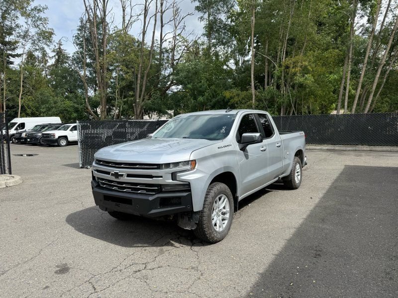 Used 2020 Chevrolet Silverado 1500 LT w/ Trailering Package AWD/4WD image 1