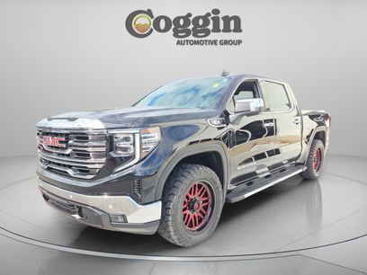 Used 2022 GMC Sierra 1500 SLT w/ SLT Premium Plus Package