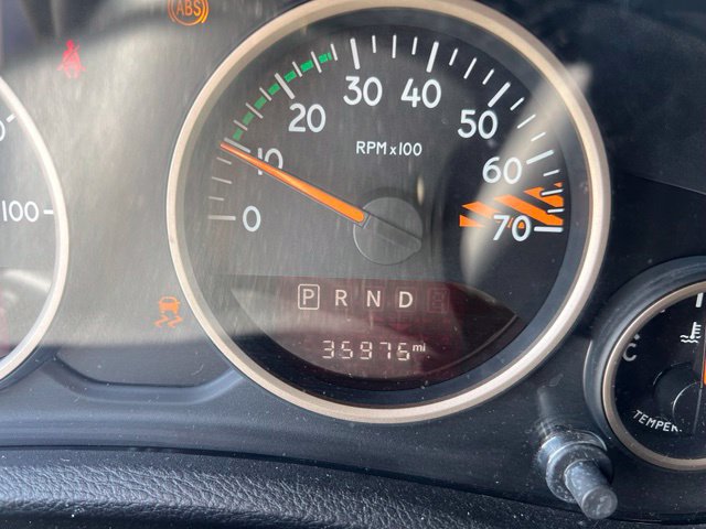 Used 2016 Jeep Wrangler Unlimited Sahara AWD/4WD image 3