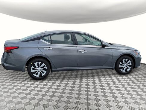 New 2025 Nissan Altima 2.5 S image 6