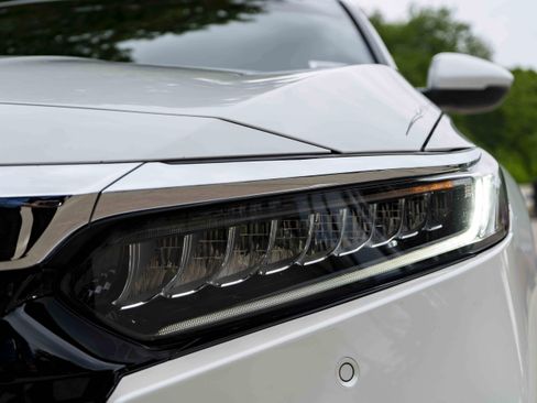 Used 2021 Honda Accord EX-L image 11