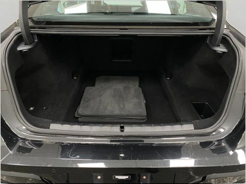 Certified 2023 BMW 760i xDrive w/ Executive Package image 5