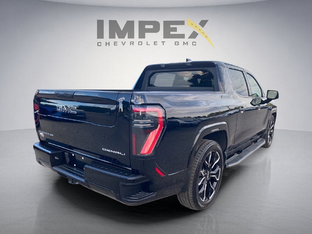 Used 2025 GMC Sierra EV Denali AWD/4WD image 6