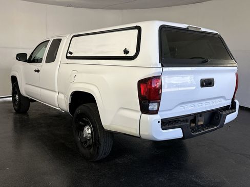 Used 2022 Toyota Tacoma 2WD Access Cab image 8