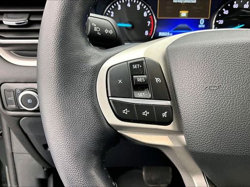 Certified 2023 Ford Explorer XLT w/ Equipment Group 202A image 18