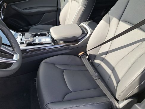 New 2026 Audi Q8 Premium Plus image 18