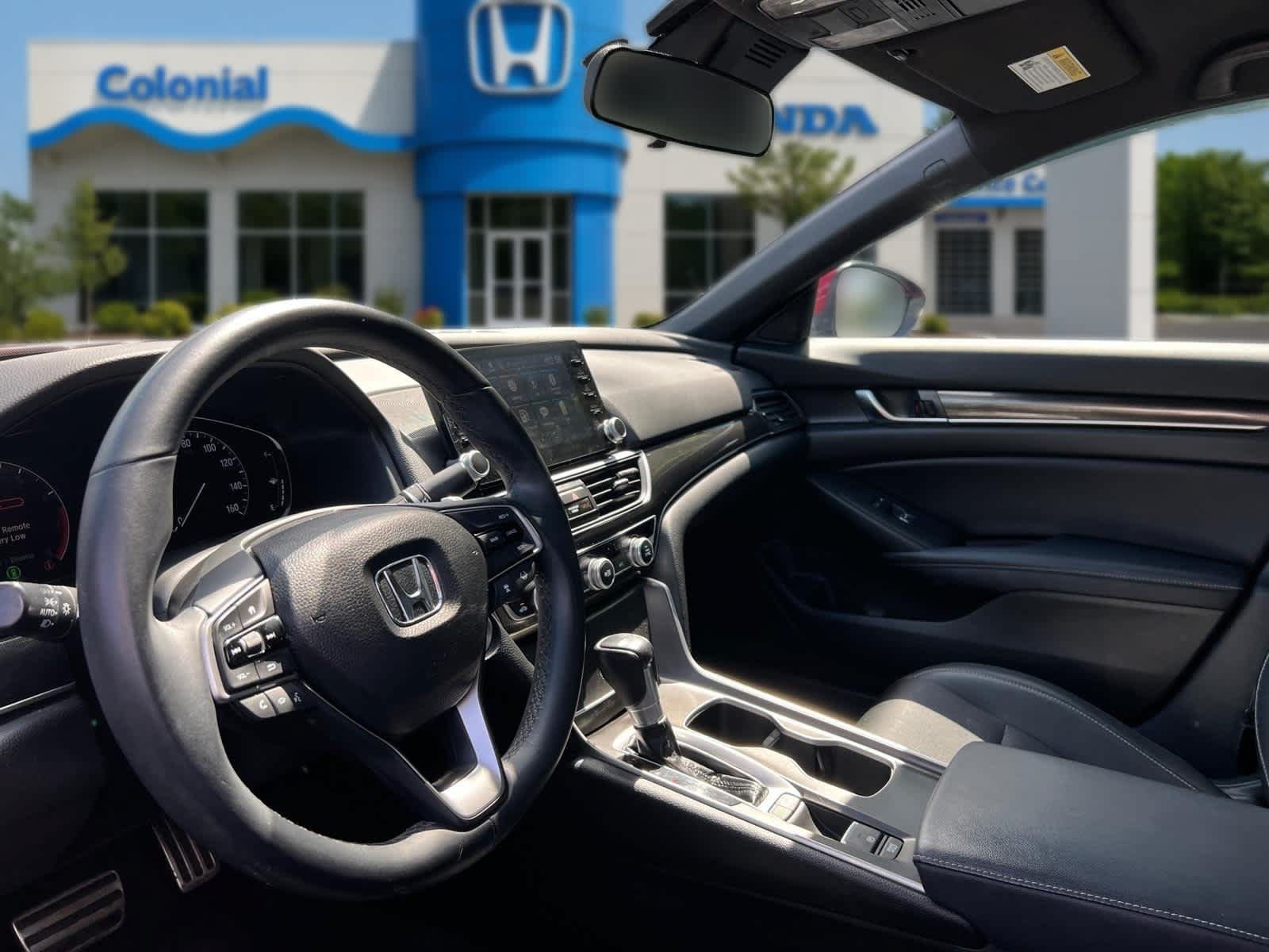 Used 2018 Honda Accord Sport image 14