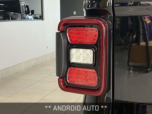 Certified 2025 Jeep Gladiator Rubicon w/ Dual Top Group image 10