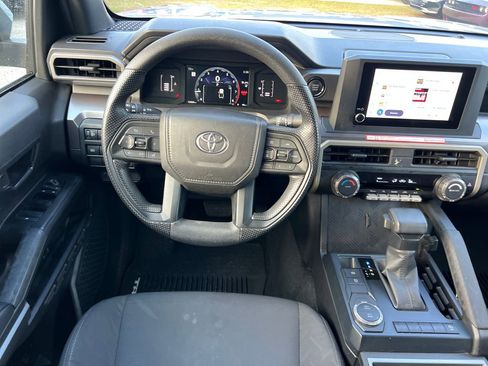 Used 2025 Toyota Tacoma SR5 image 15