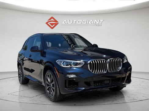 Used 2019 BMW X5 xDrive50i w/ M Sport Package AWD/4WD image 19