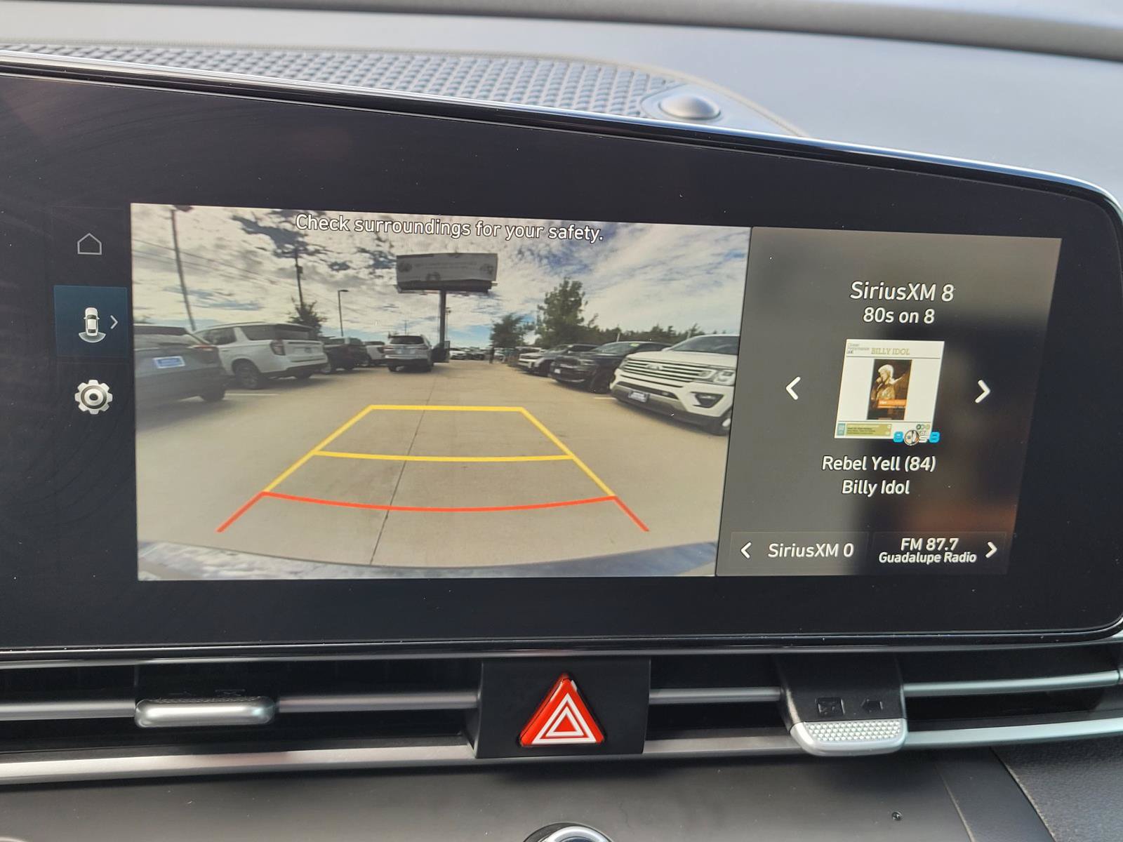 Used 2023 Hyundai Elantra SEL w/ Convenience Package FWD image 10
