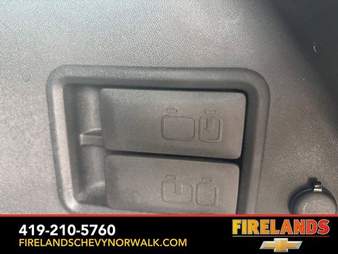 Certified 2018 Chevrolet Equinox LT image 37