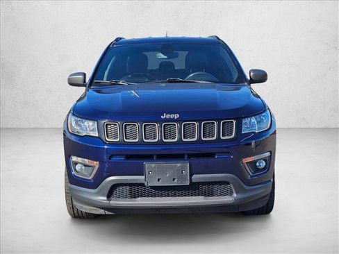 Used 2021 Jeep Compass Latitude image 2