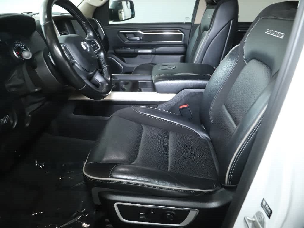 Used 2021 RAM 1500 Laramie AWD/4WD image 18