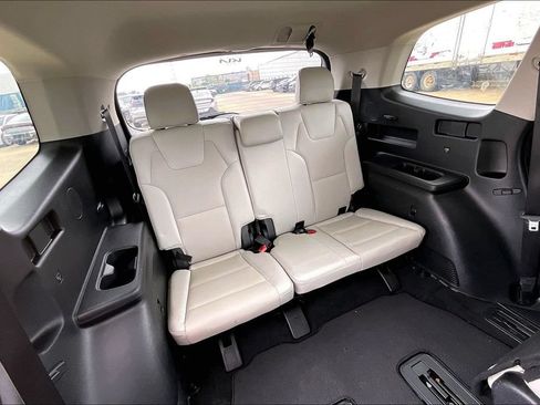 Used 2022 Kia Telluride S FWD image 27