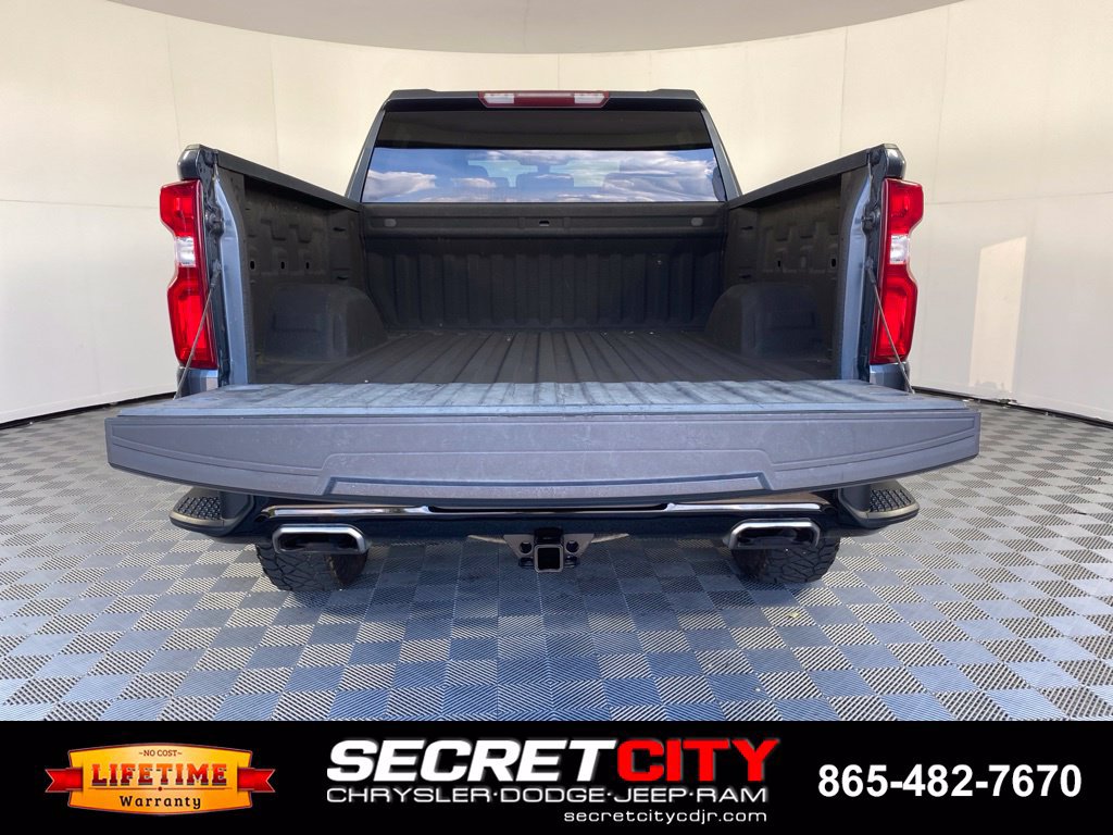 Used 2021 Chevrolet Silverado 1500 Custom Trail Boss AWD/4WD image 29