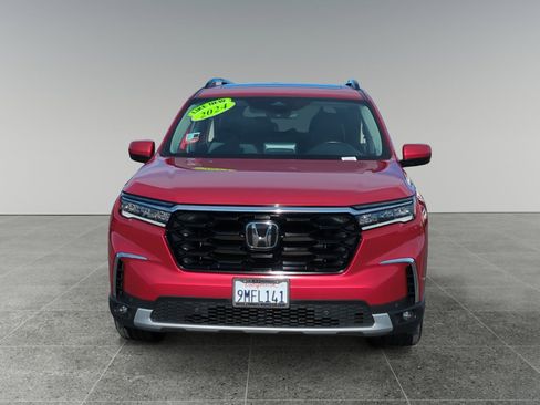 Used 2024 Honda Pilot Touring image 8