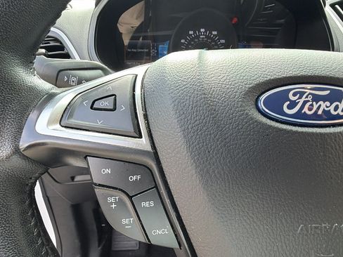Used 2024 Ford Edge SEL AWD/4WD image 27