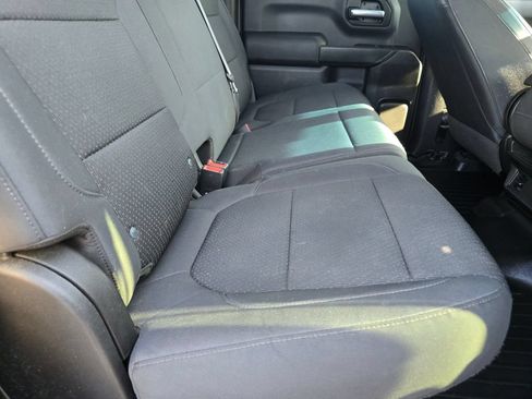 Used 2019 Chevrolet Silverado 1500 Custom Trail Boss w/ Custom Convenience Package AWD/4WD image 14