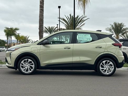 New 2027 Chevrolet Bolt LT w/ Comfort Package FWD image 7