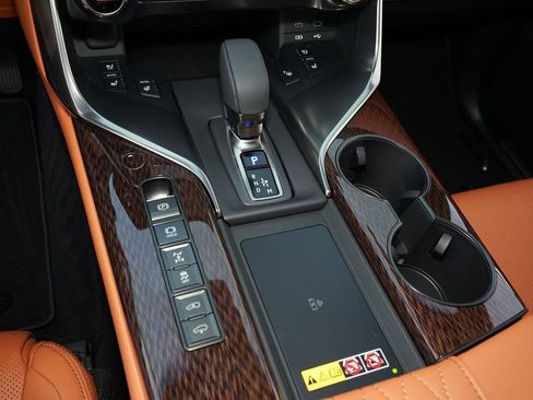 Used 2026 Lexus LX 700h Ultra Luxury image 20