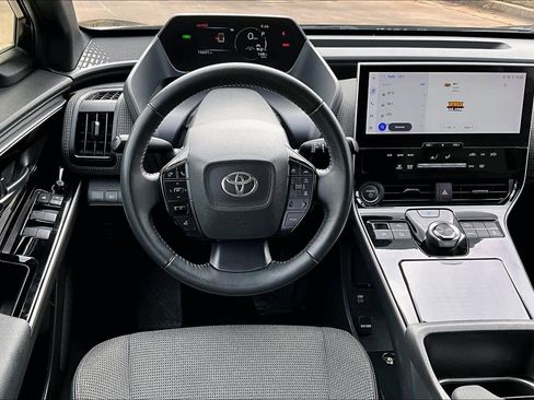 Used 2023 Toyota bZ4X XLE image 10