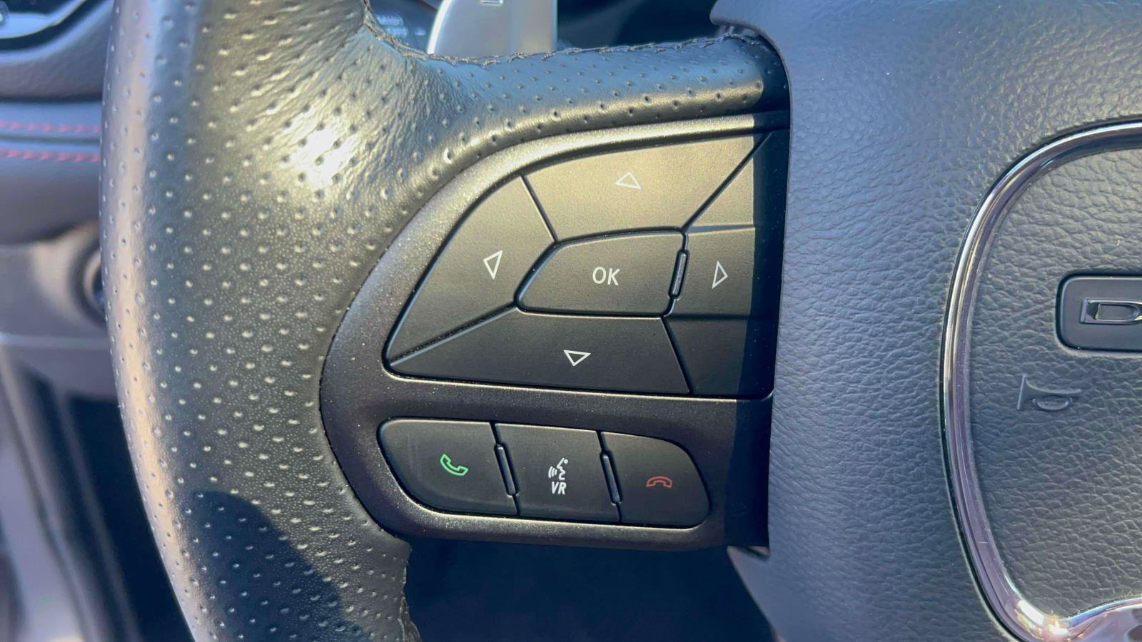 Used 2025 Dodge Durango GT AWD/4WD image 23