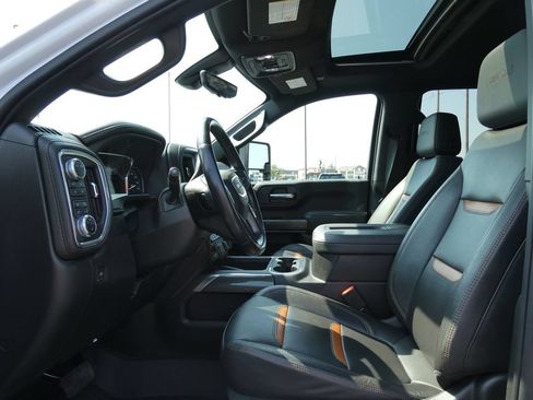 Certified 2022 GMC Sierra 2500 AT4 w/ AT4 Premium Plus Package AWD/4WD image 23