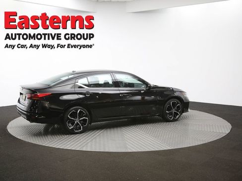 Used 2023 Nissan Altima 2.5 SR w/ SR Premium Package AWD/4WD image 43