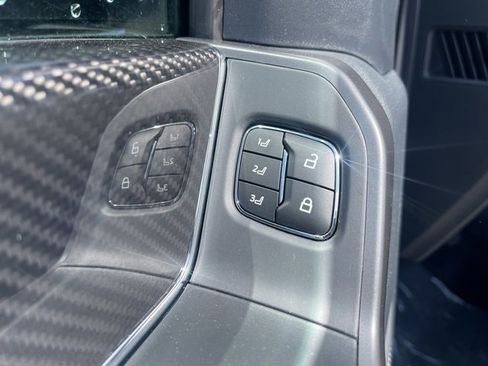 New 2025 Ford F150 Lariat w/ Equipment Group 502A High image 41