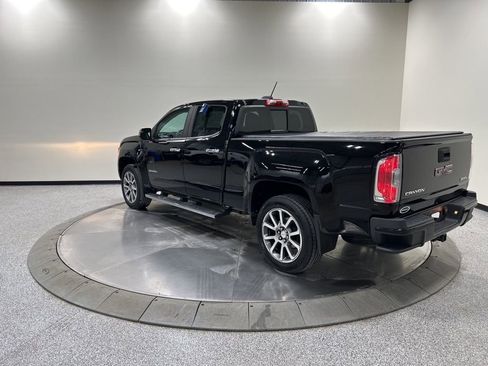Used 2018 GMC Canyon Denali image 7