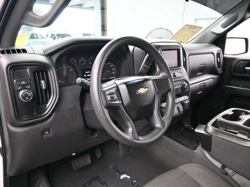 Used 2022 Chevrolet Silverado 1500 Custom RWD image 10