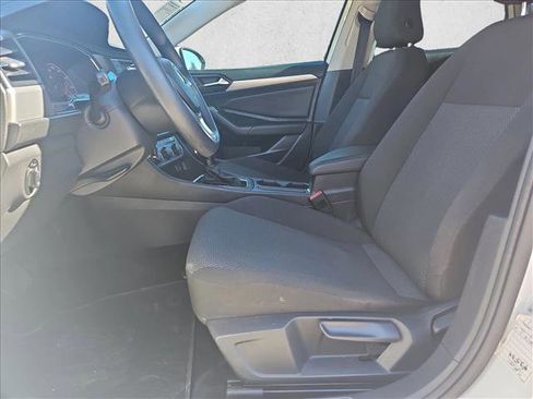 Used 2019 Volkswagen Jetta S image 16