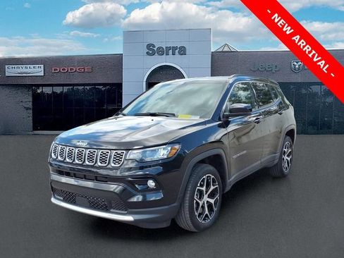 Used 2024 Jeep Compass Limited AWD/4WD image 3