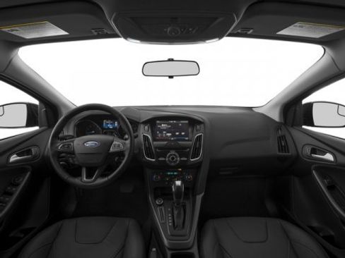 Used 2016 Ford Focus SE image 8