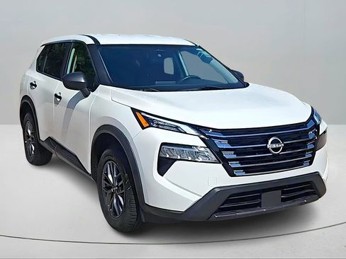 Certified 2024 Nissan Rogue S image 1