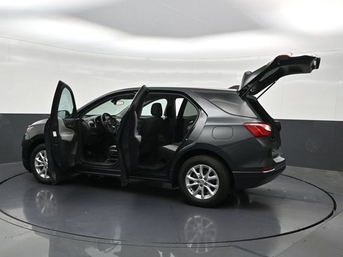 Used 2020 Chevrolet Equinox LT FWD image 39