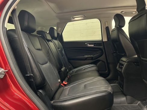 Used 2016 Ford Edge Titanium w/ Equipment Group 301A AWD/4WD image 9