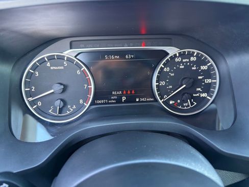 Used 2021 Nissan Rogue SV AWD/4WD image 39