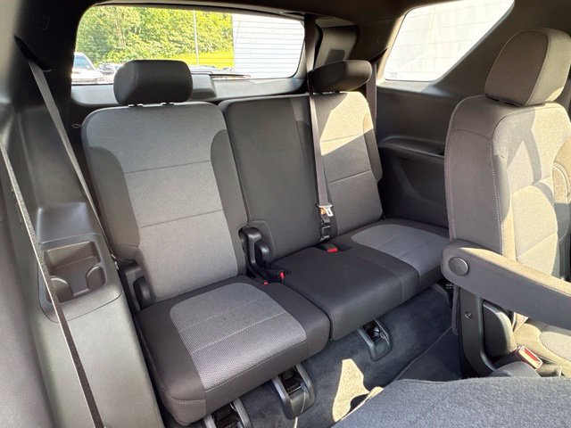 Used 2023 Chevrolet Traverse LT FWD image 31