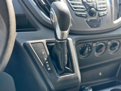 Used 2015 Ford Transit 350 XLT image 17