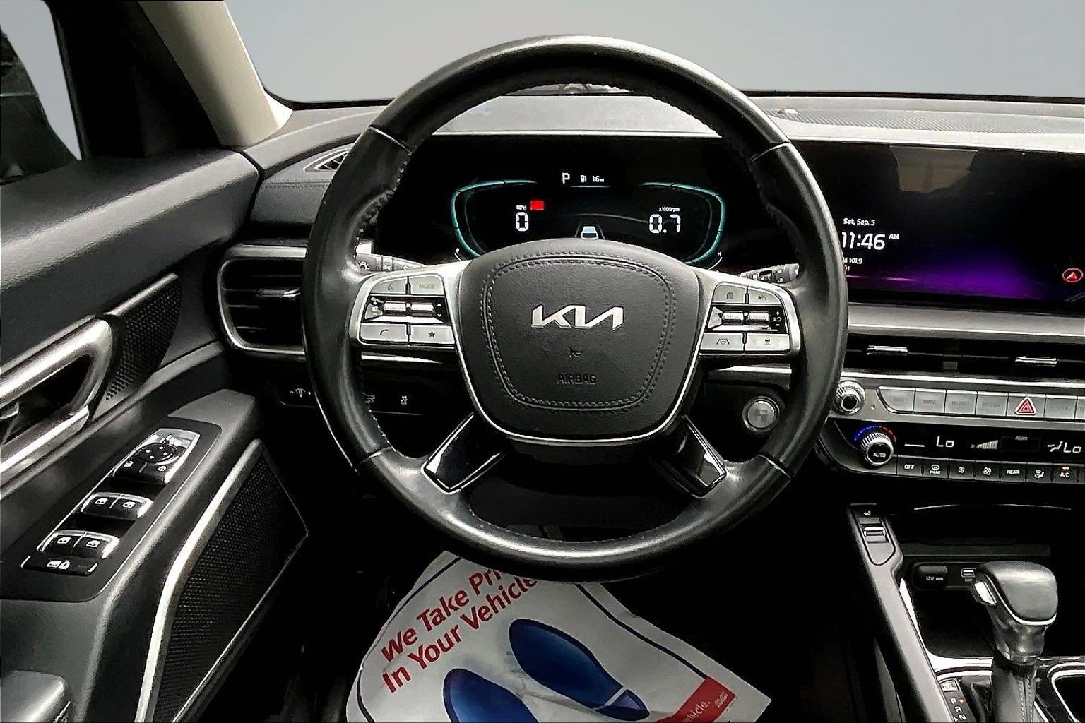 Used 2025 Kia Telluride S FWD image 7