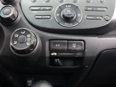 Used 2012 Honda Fit Sport image 32