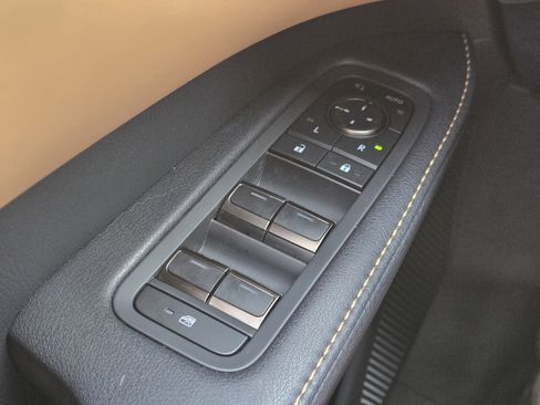 Used 2025 Lexus RX 350 Premium w/ Accessory Package (Z1) FWD image 13