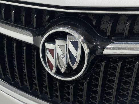 Used 2019 Buick Encore Essence image 37